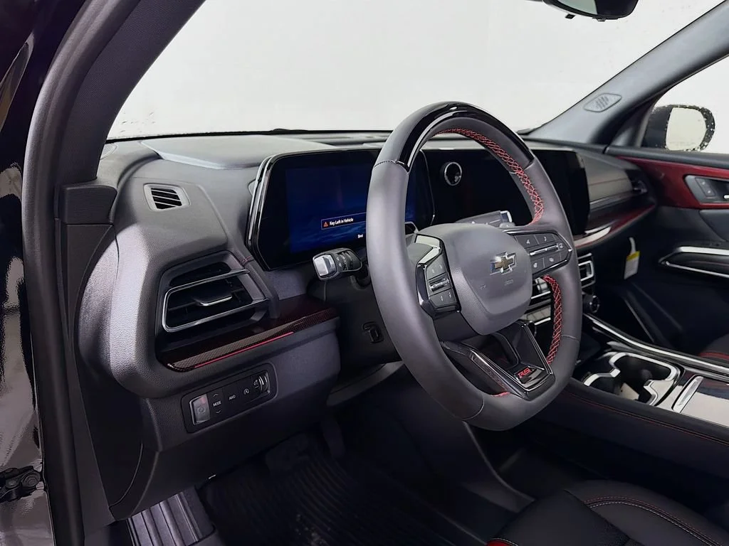 New 2026 Mosaic Black Metallic Chevrolet RS image 9