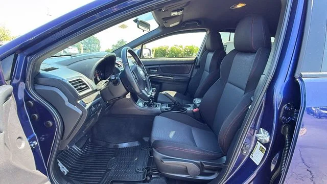 Used 2021 Blue Subaru Base image 31