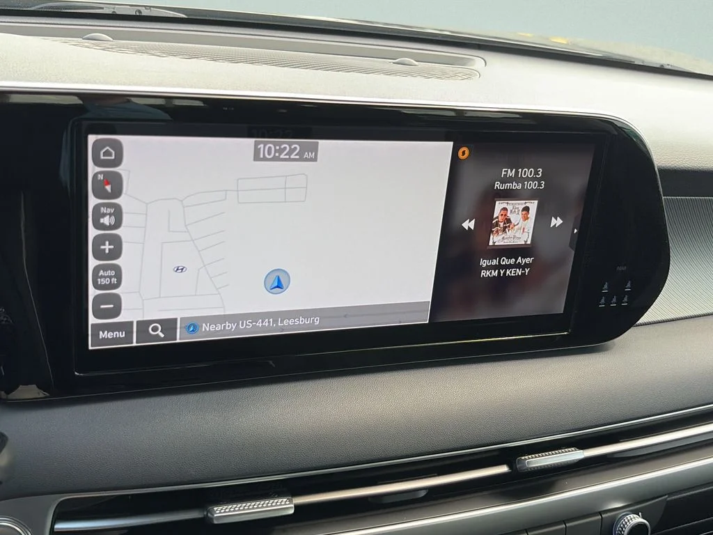 Used 2025 Gray Hyundai SEL image 22