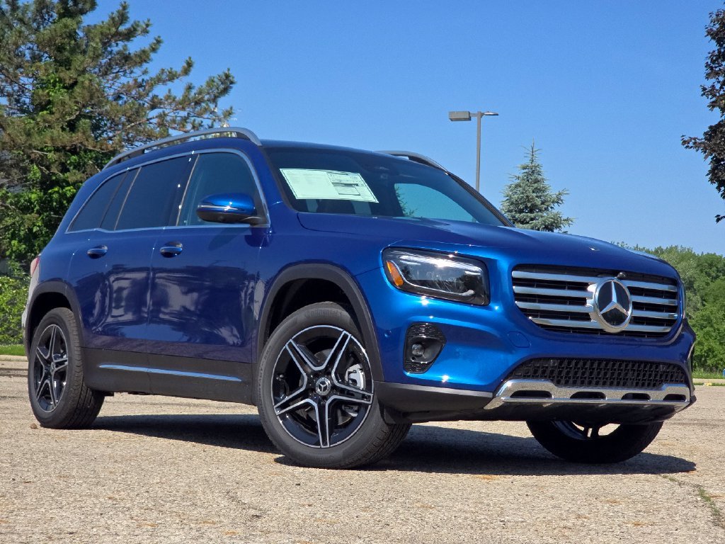 New 2026 Starling Blue Metallic Mercedes-Benz GLB 250 image 2