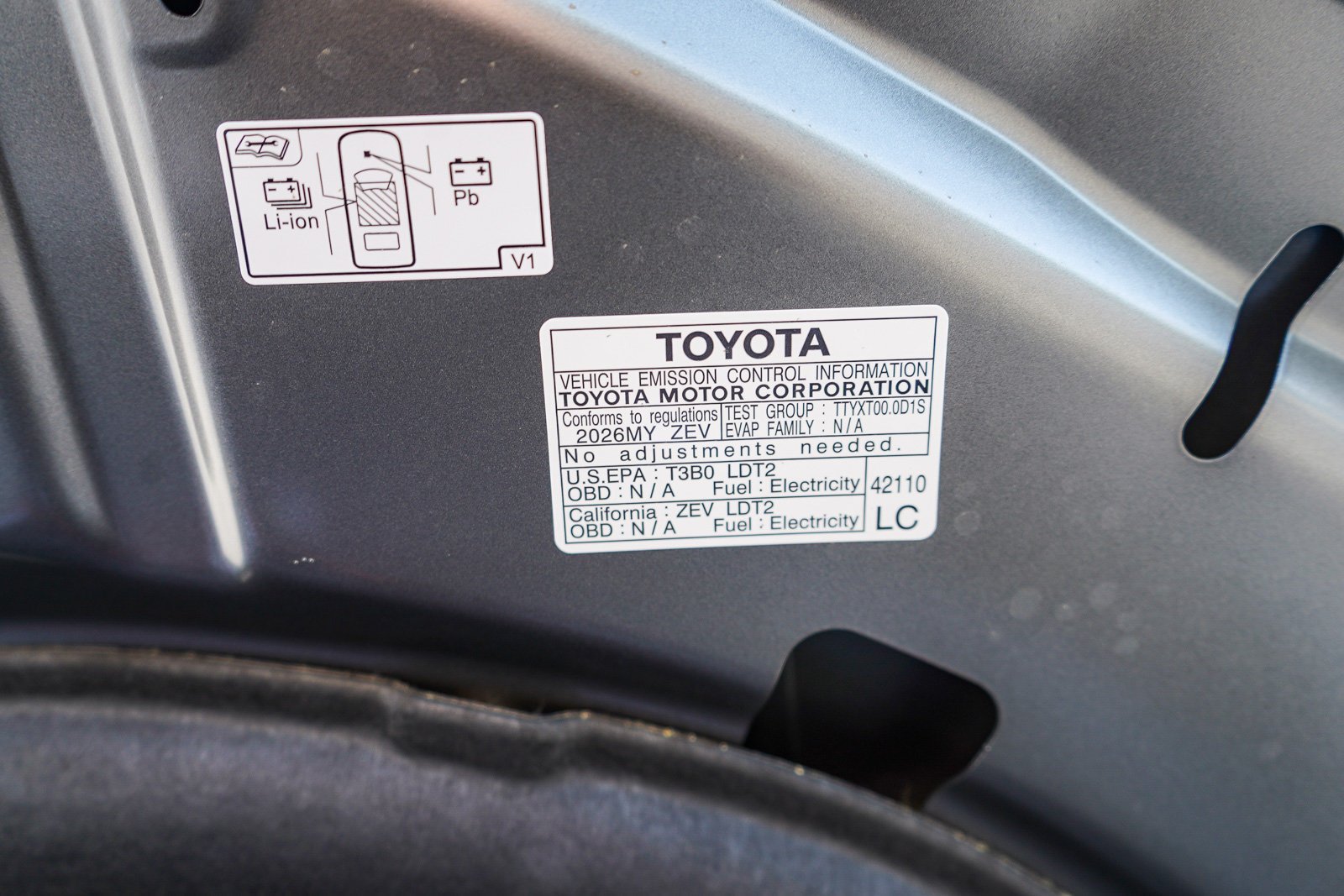 New 2026 Heavy Metal <sup>1</sup> Toyota  XLE image 17
