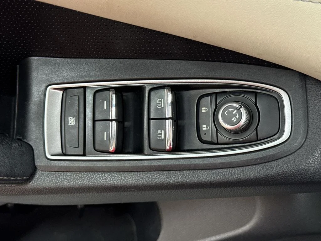 Used 2021 Gray Metallic Subaru Limited image 15