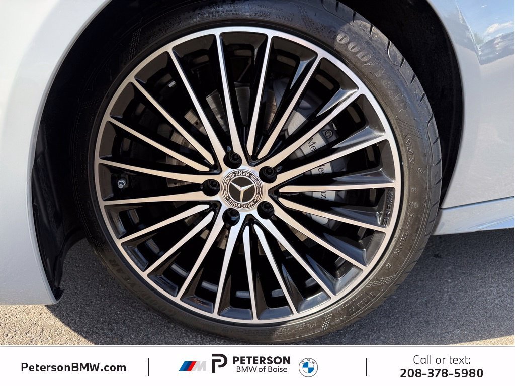 Used 2025  Mercedes-Benz C 300 image 33