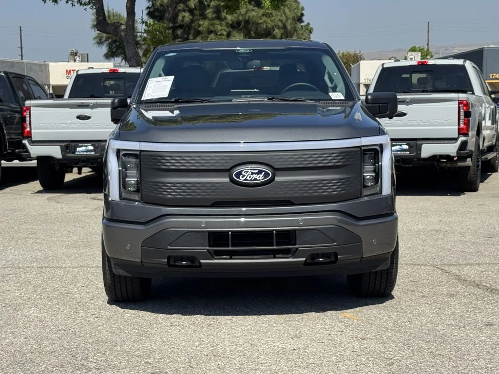 Used 2025 Ford F-150 Lightning Flash with VIN 1FT6W3LUXSWG29337 for sale in City of Industry, CA