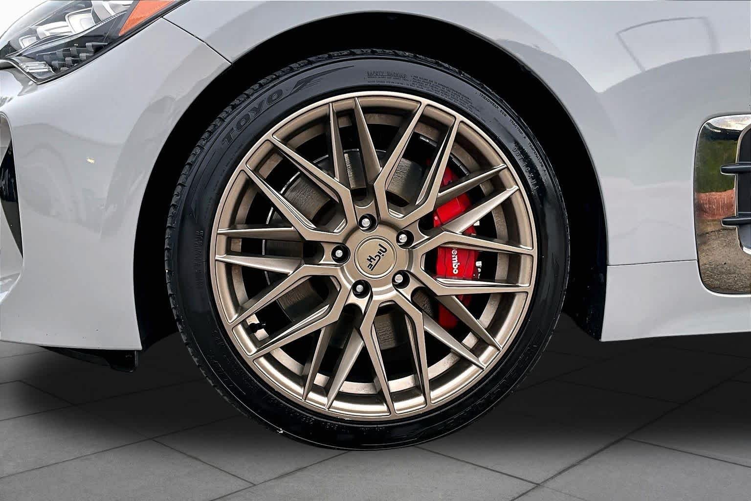 Used 2019 Ceramic Silver Kia GT1 image 11