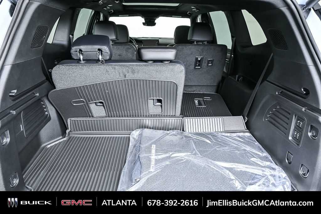 2026 GMC Acadia Denali - Photo 34