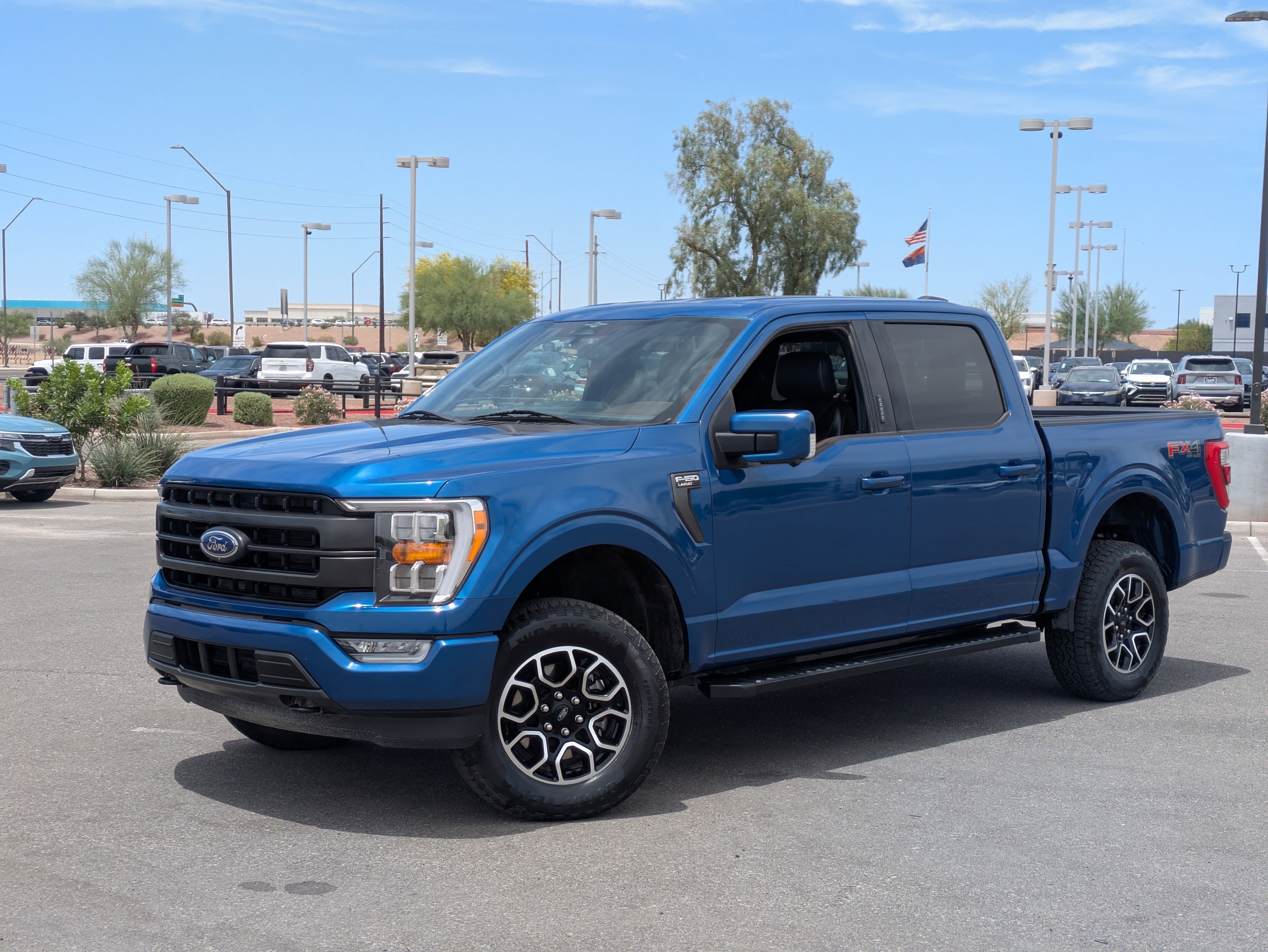 Used 2023 Blue Metallic Ford LARIAT image 31