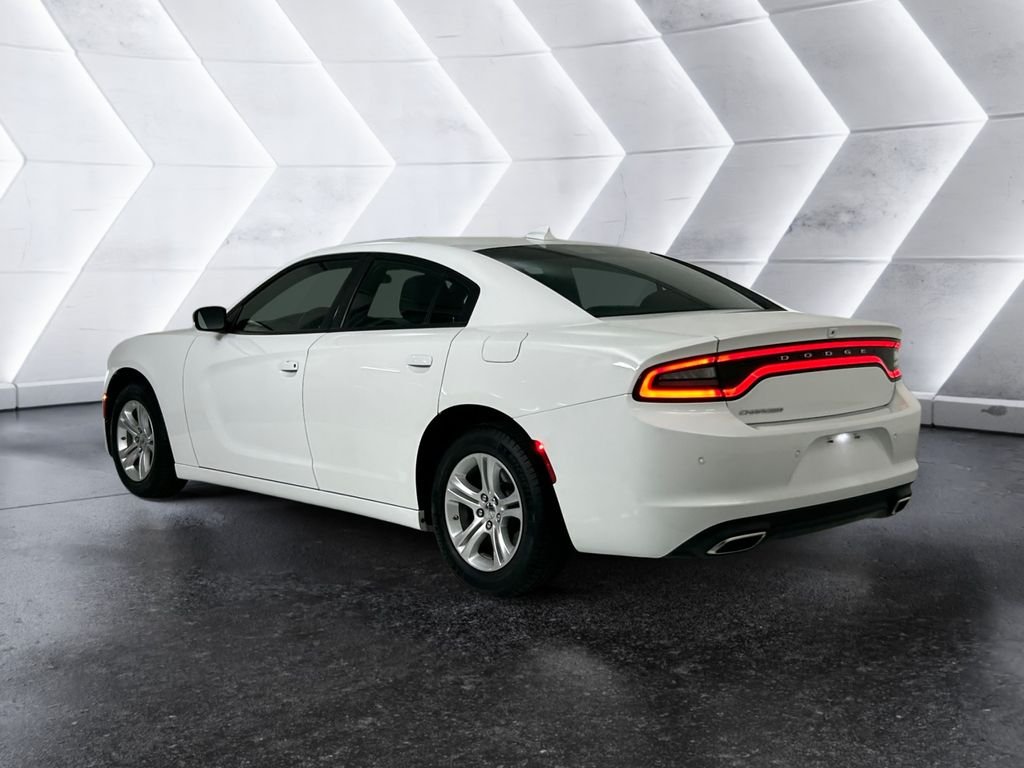 Used 2023 White Dodge SXT image 6
