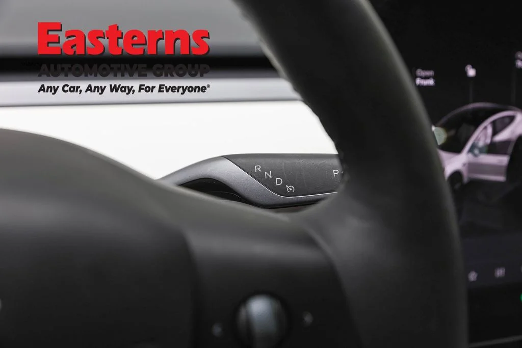 Used 2023 White Tesla Base image 12