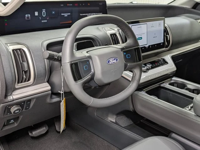 New 2027 Nocturnal Blue Metallic Ford Active image 45