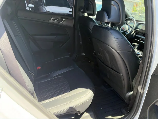Used 2024 White Kia X-Line image 14