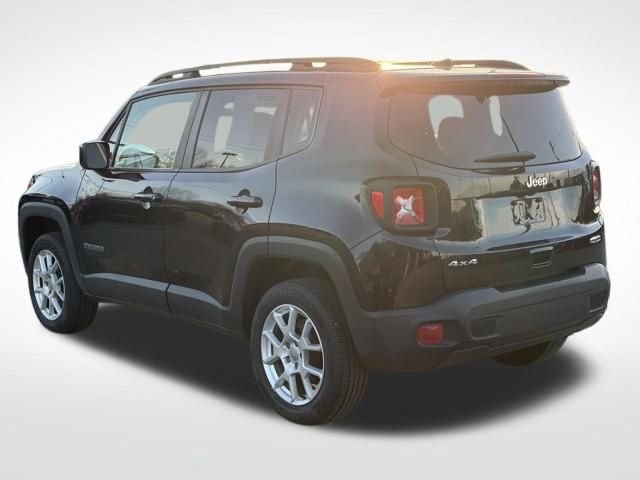 Used 2019 Black Clearcoat Jeep Latitude image 14