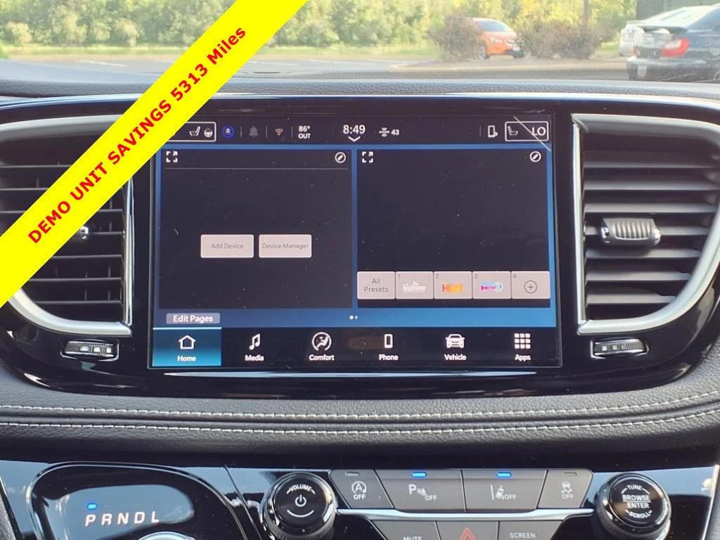2026 Chrysler Pacifica Select - Photo 8