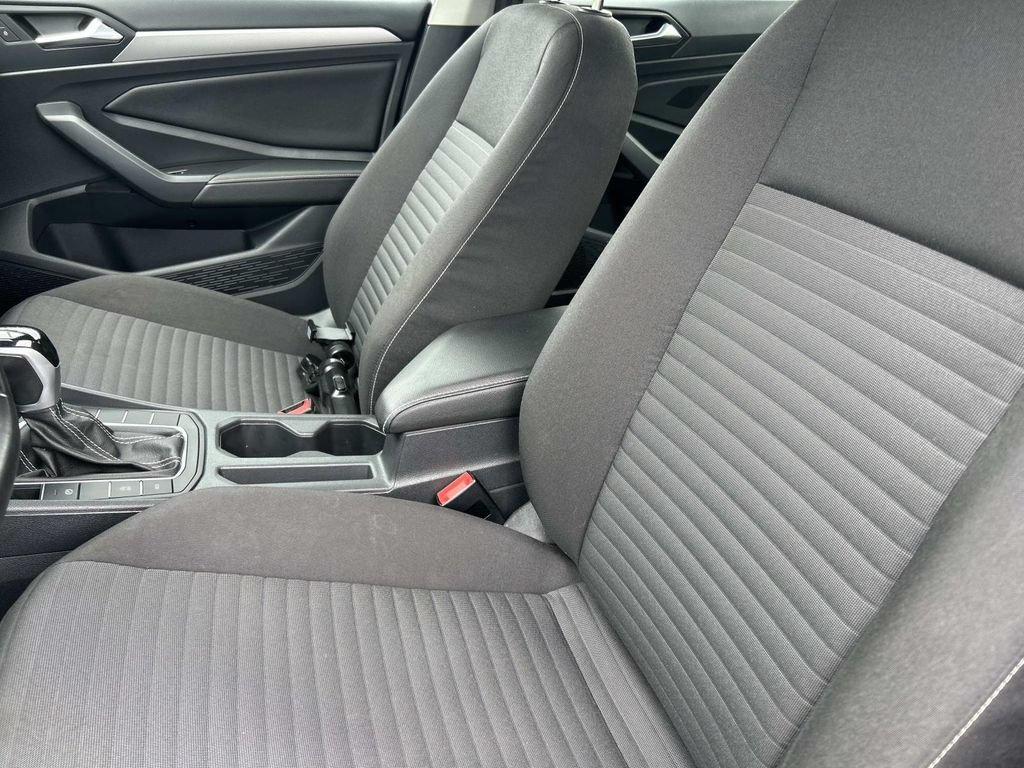 Used 2024 Silver Volkswagen S image 27