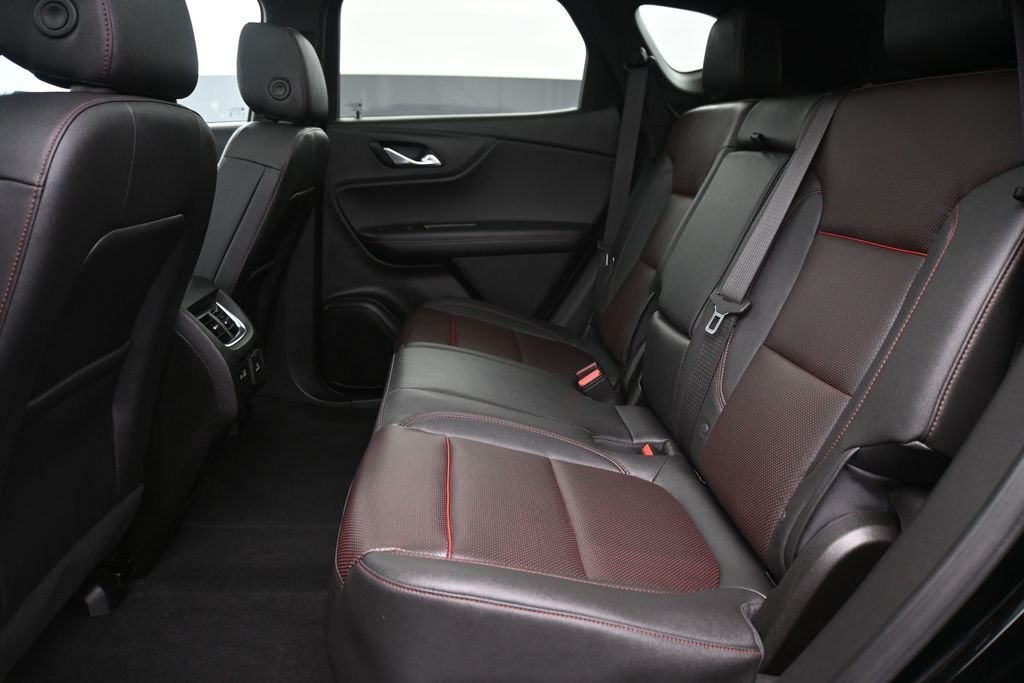 Used 2025 Black Chevrolet RS image 11