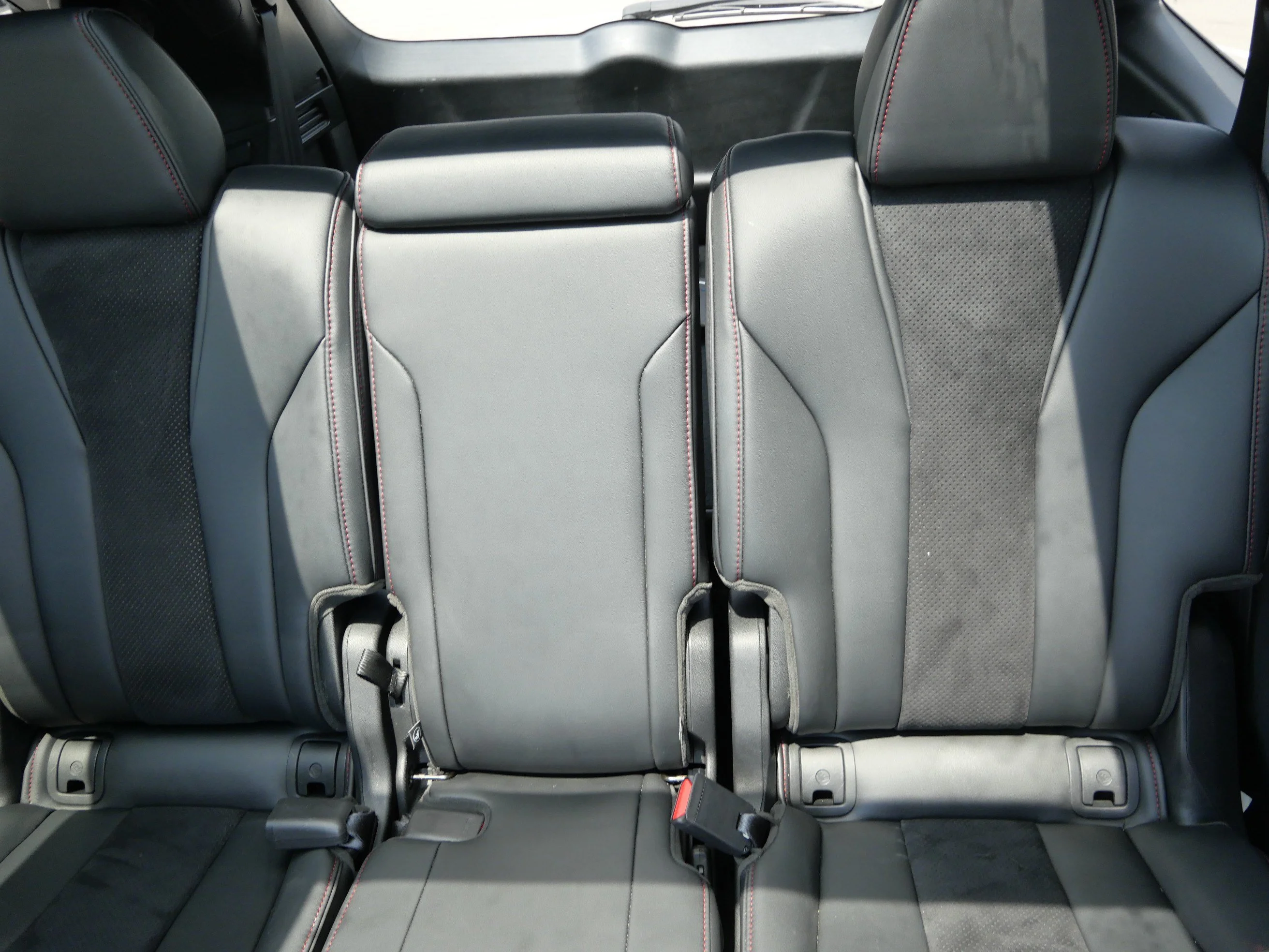 Used 2023 Platinum White Pearl Acura w/A-Spec Package image 13