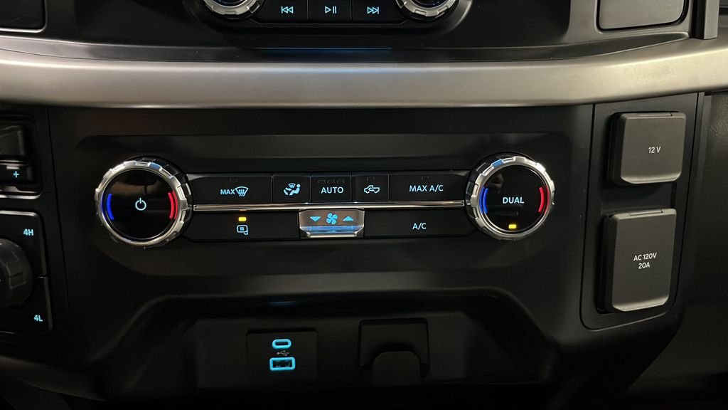 Used 2022 Oxford White Ford XL image 17