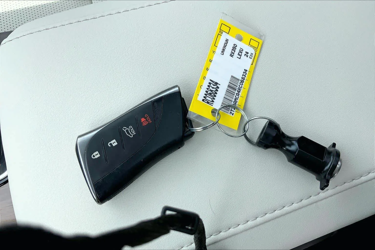 Certified Used 2024 CAVIAR Lexus Luxury image 15
