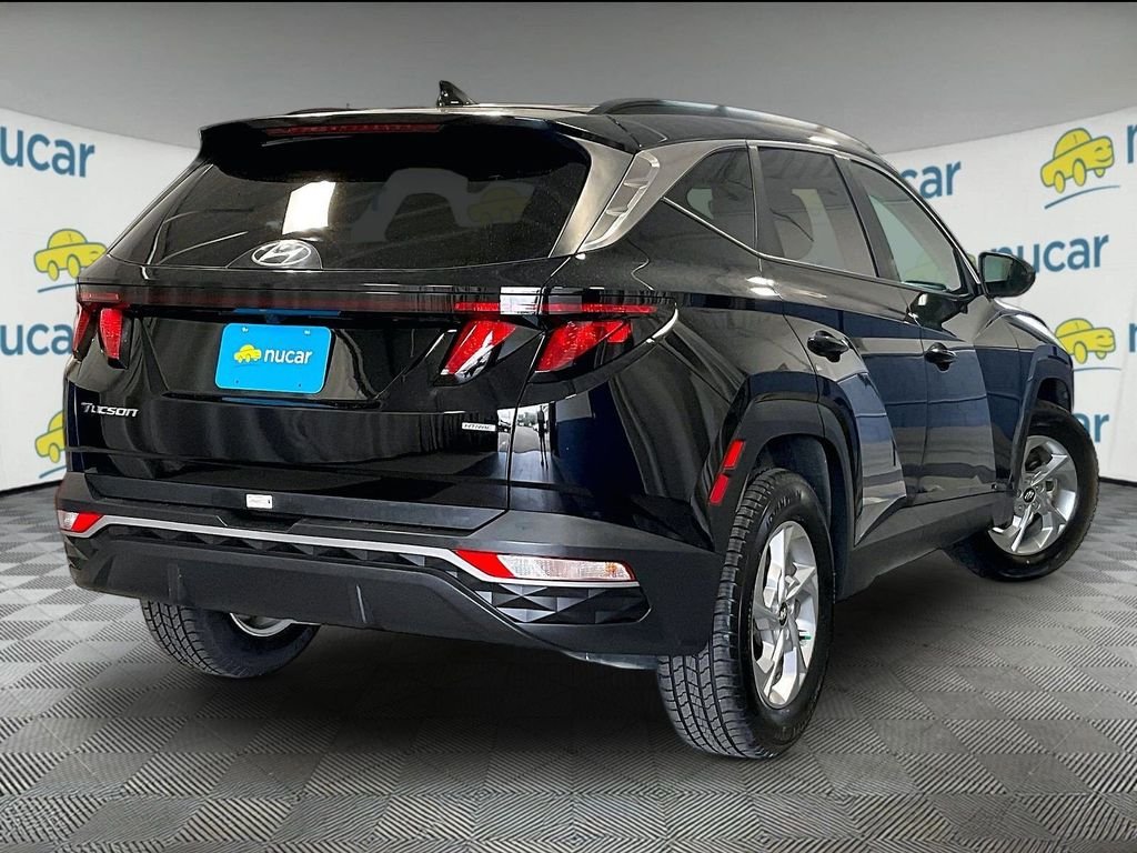 Used 2024 Black Hyundai SEL image 6