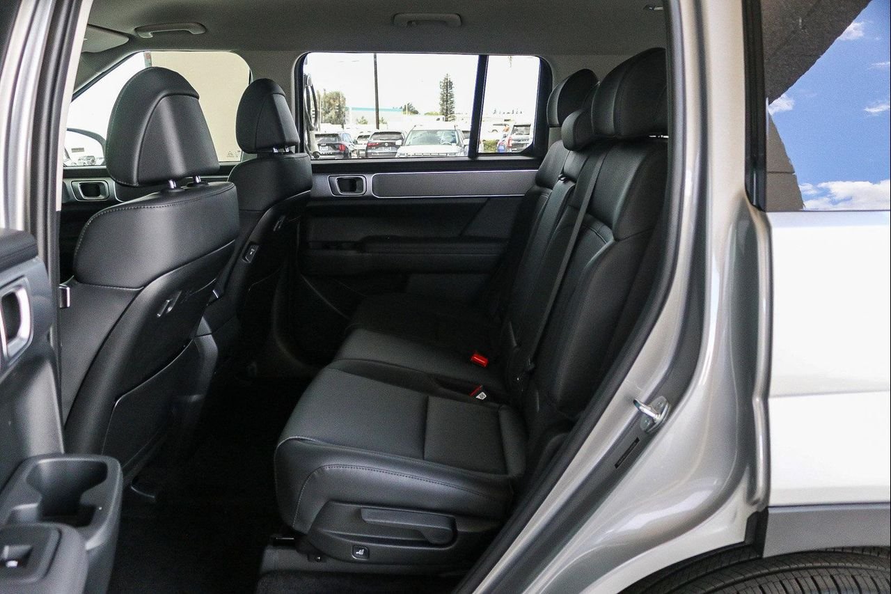 New 2026 Silver Hyundai SEL image 46