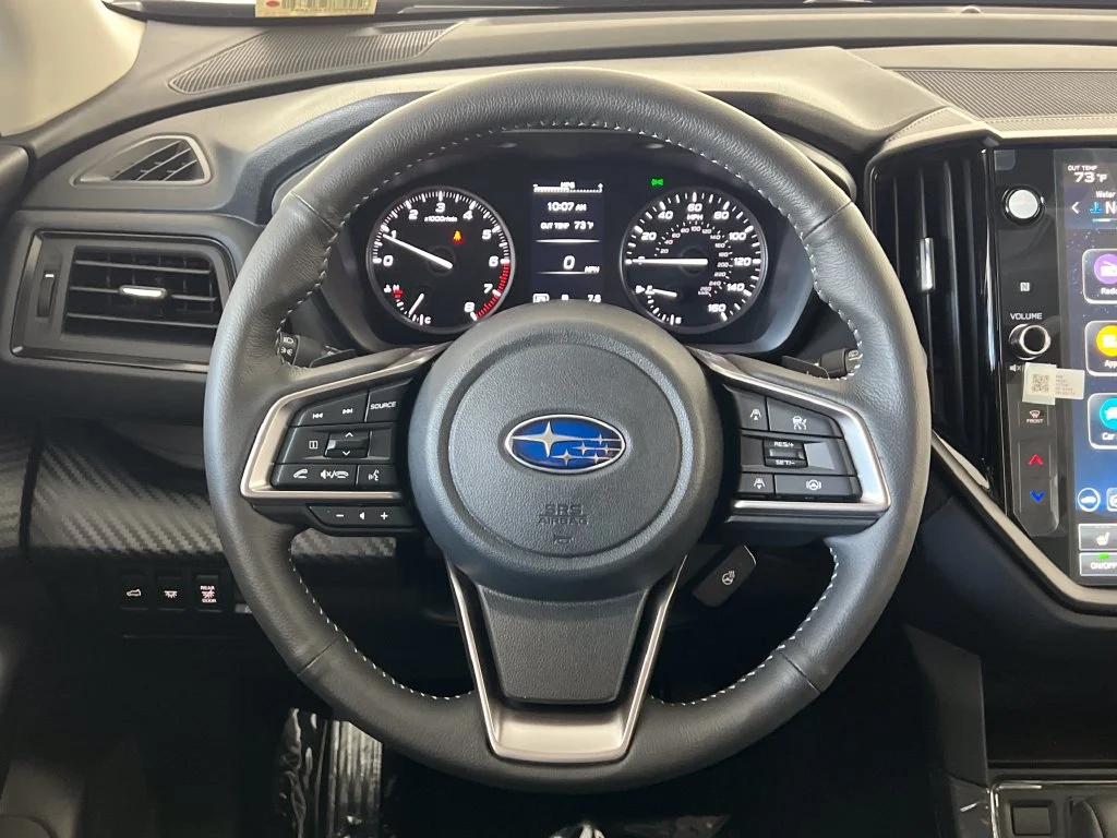 New 2027 DAYBREAK BLUE PEARL Subaru Premium 7-Passenger image 17