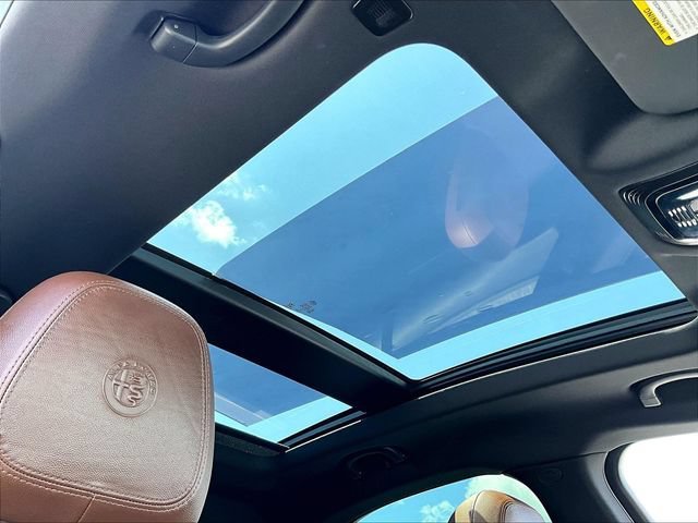 Used 2022 Moonlight Gray Me Alfa Romeo Ti image 22