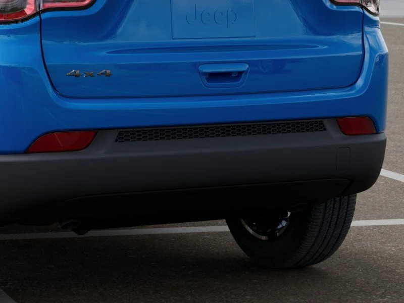 New 2026 Hydro Blue Pearlcoat Jeep Latitude image 13