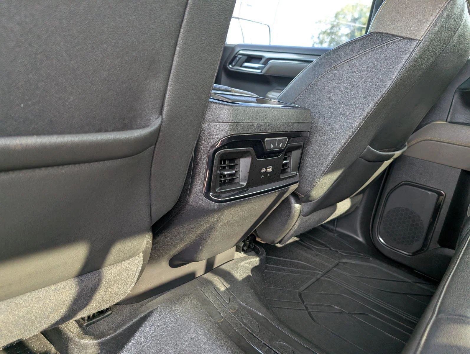 Used 2023 Red Hot Chevrolet ZR2 image 32