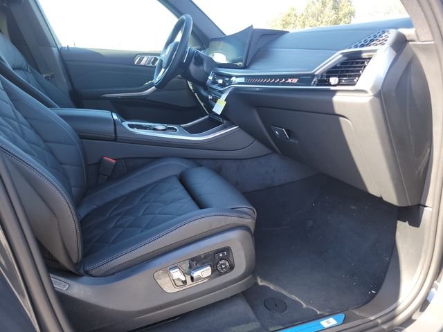New 2026 Gray BMW xDrive40i image 10