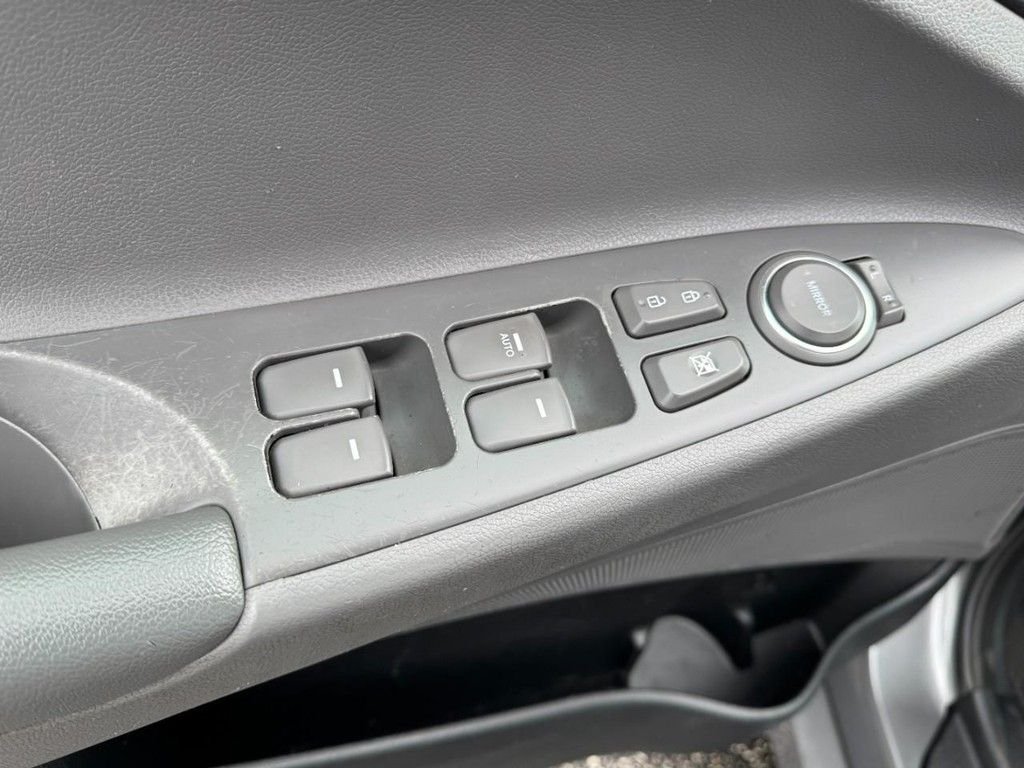 2013 Hyundai Sonata GLS - Photo 19