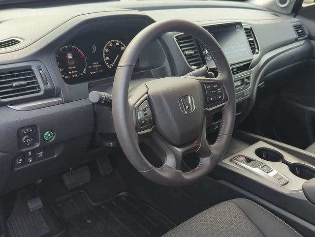 Certified Used 2025 Solar Silver Metallic Honda Sport image 2