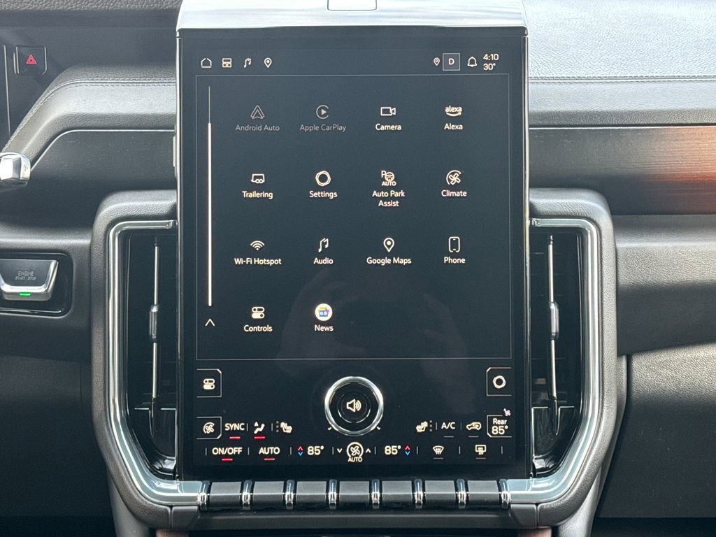 2025 GMC Yukon Denali - Photo 29