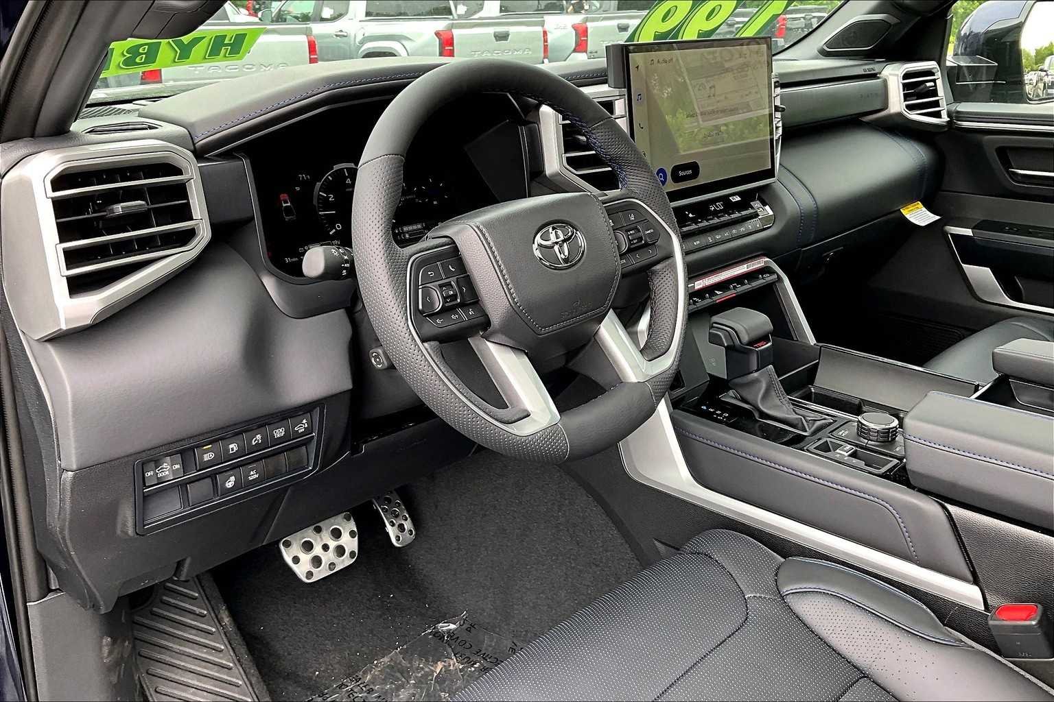2025 Toyota Tundra Platinum - Photo 8