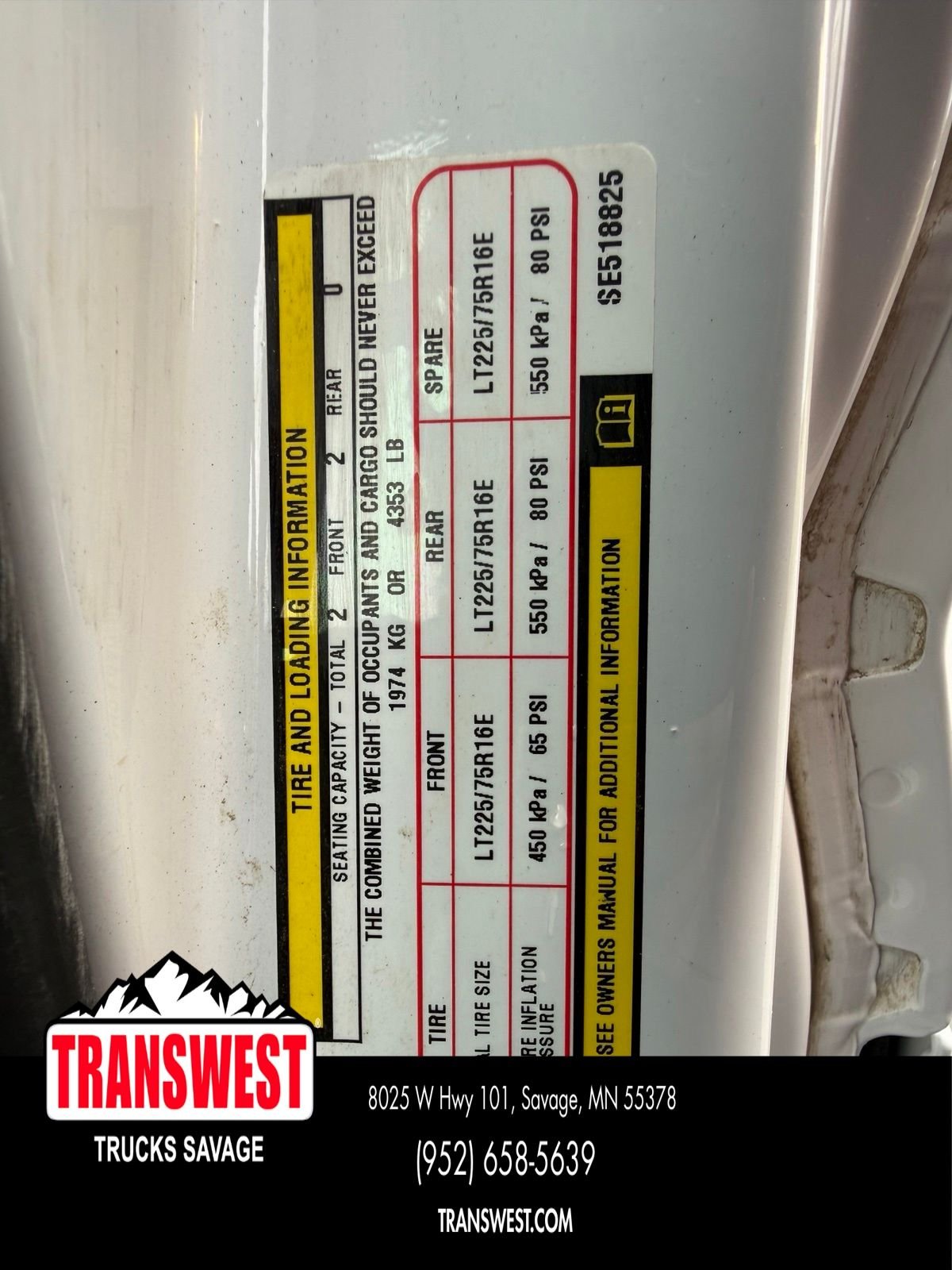 Used 2025 White Ram Base image 20