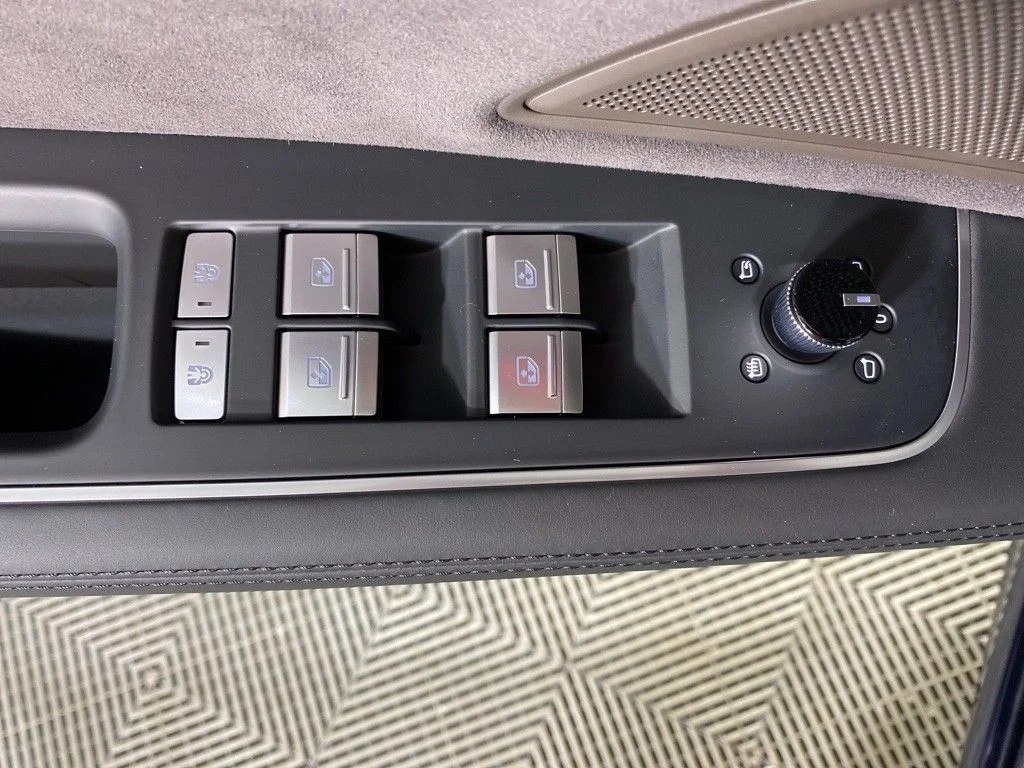 Used 2025 Blue Audi L 55 image 16