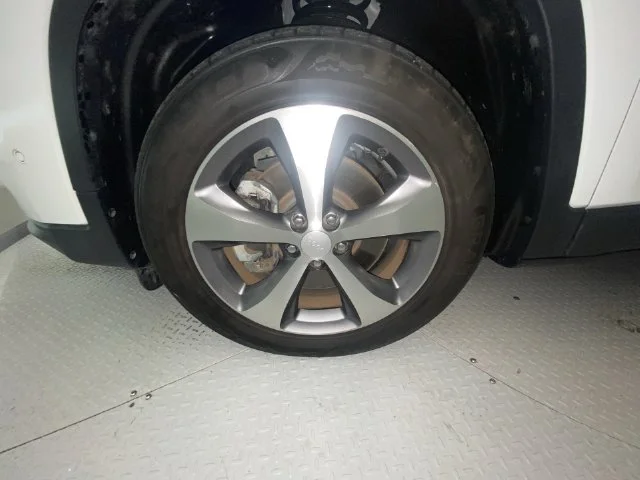 Used 2021 White Jeep Limited image 10