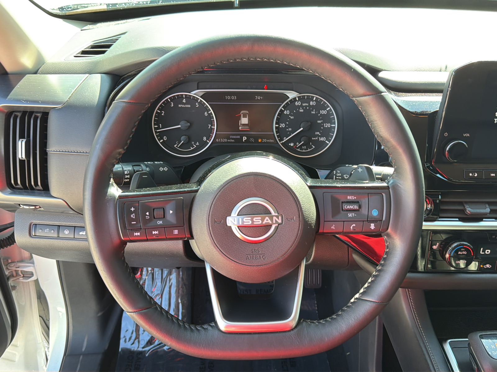Used 2023 White Nissan SL image 15