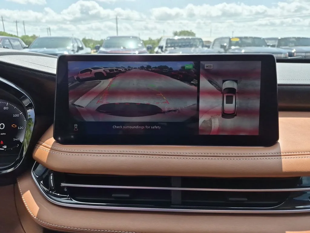 Used 2022 Blue INFINITI Sensory image 28