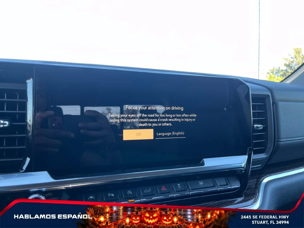 New 2026 Summit White GMC Elevation image 30
