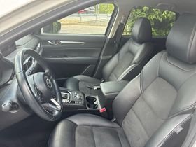 Used 2019 Snowflake White Pearl Mica Mazda Touring image 9