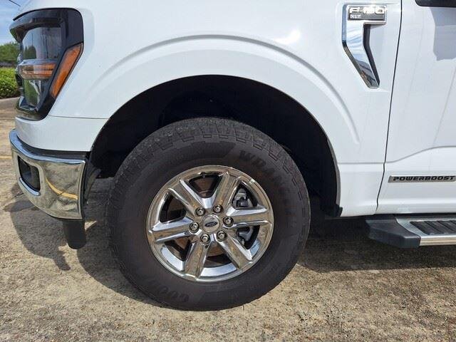 Used 2024 Oxford White Ford XLT image 22