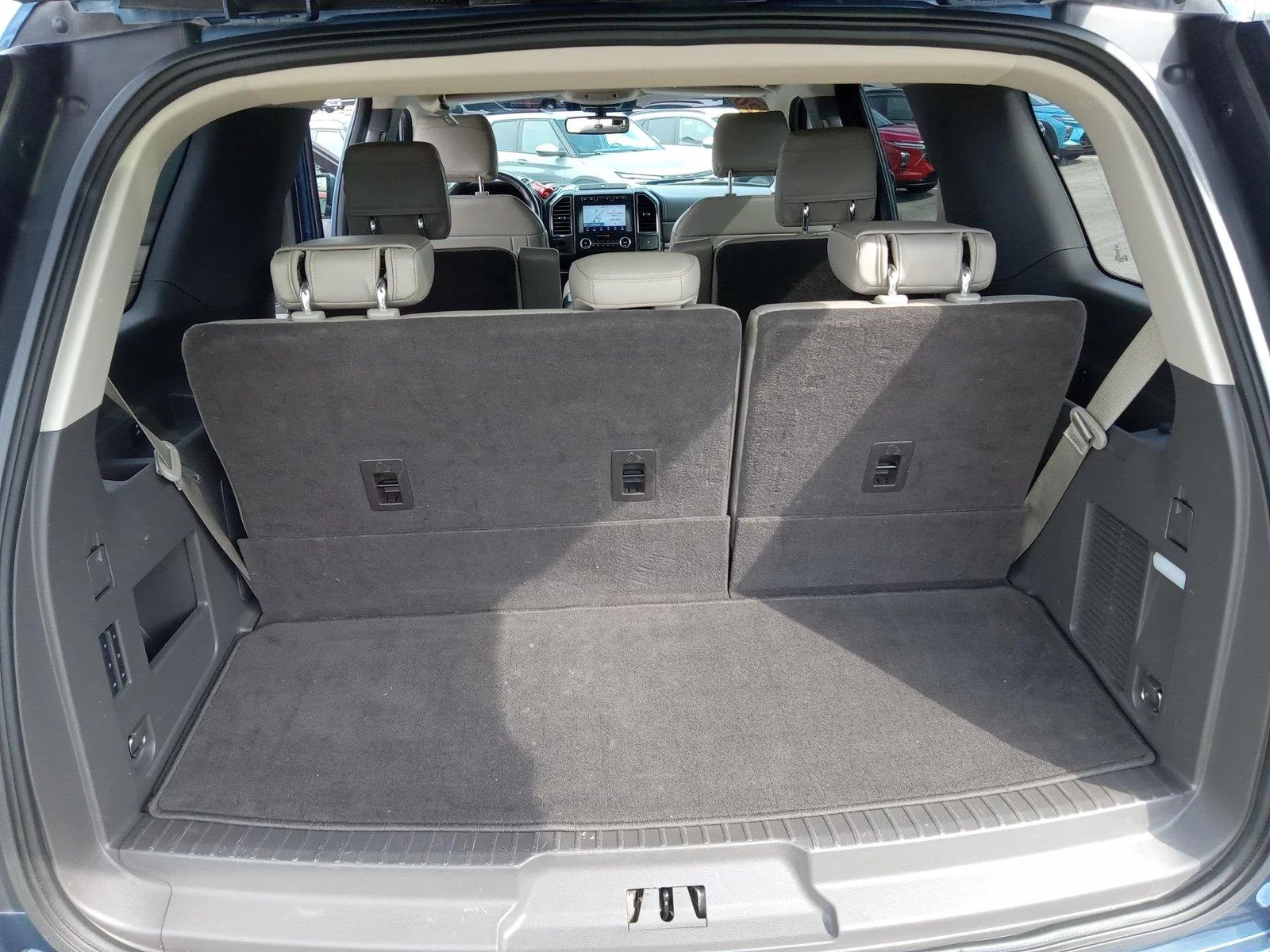 Used 2020 Blue Ford Limited image 14