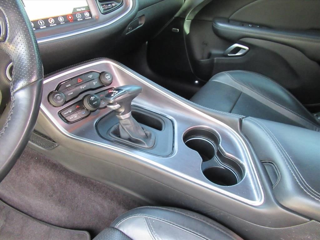 Used 2018 White Dodge R/T image 16