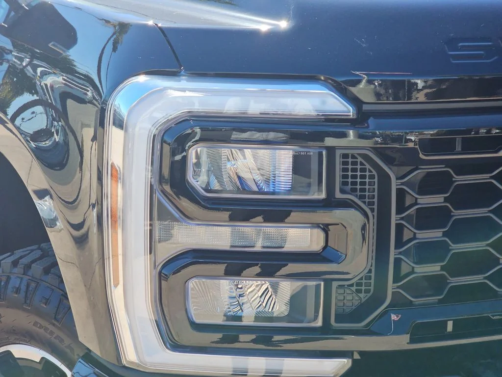 New 2026 Agate Black Metallic Ford F-250® Lariat® image 34
