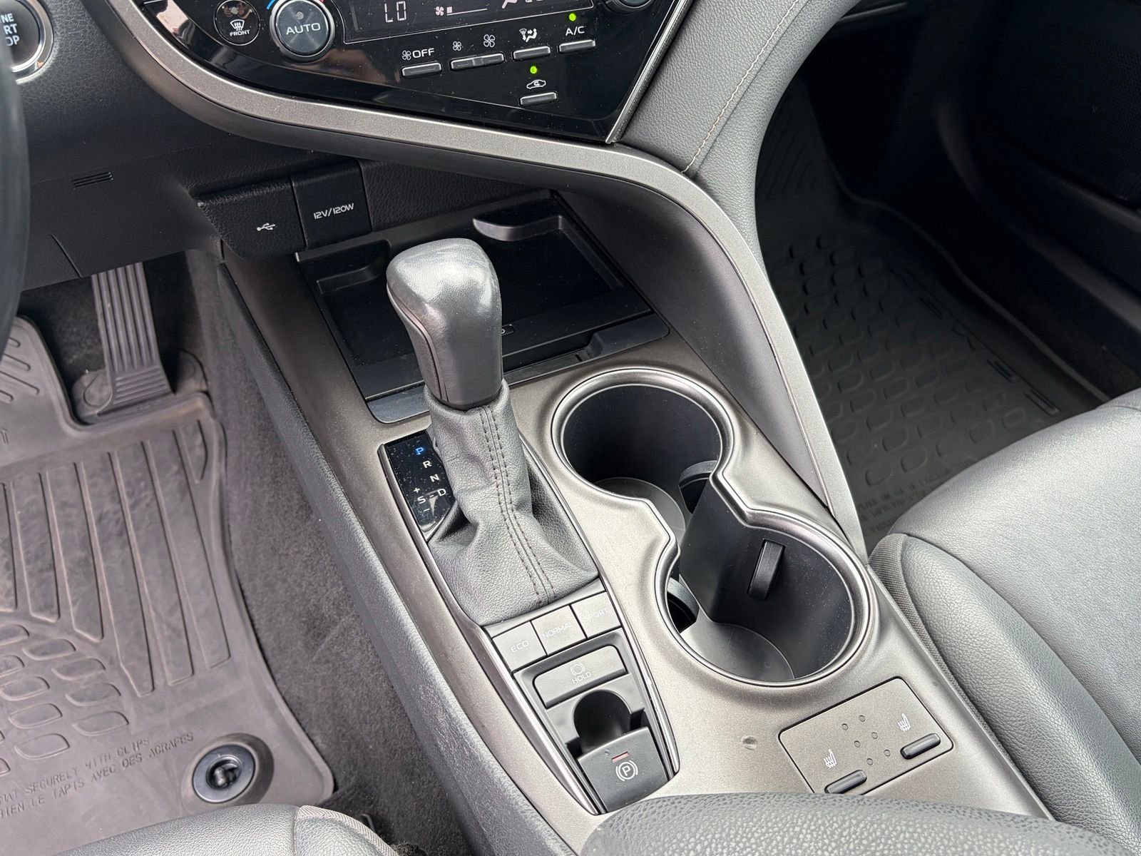 Used 2022 Silver Toyota XSE image 18
