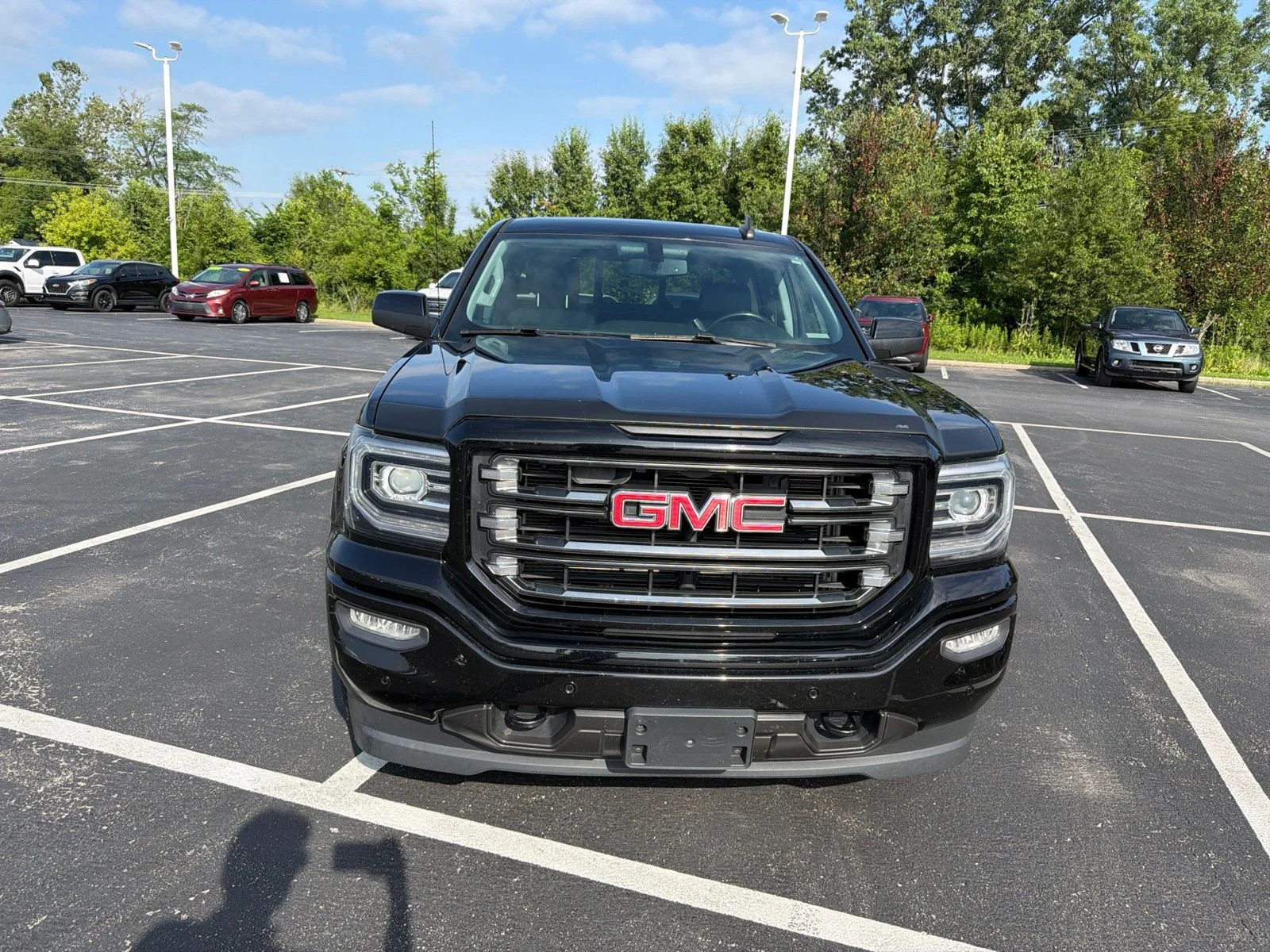 Used 2017 Black GMC SLT image 9
