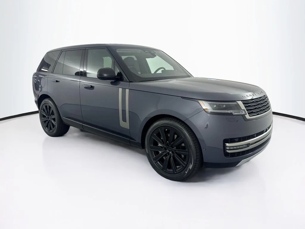 New 2026 Varesine Blue Land Rover SE image 3