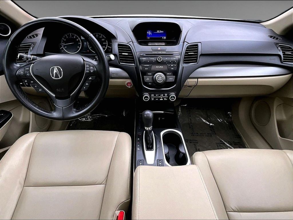 Used 2018  Acura Base image 18