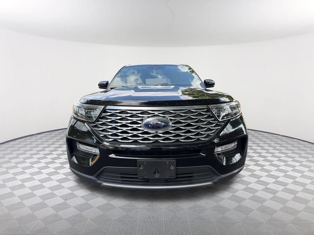 Used 2020 Black Ford Platinum image 2