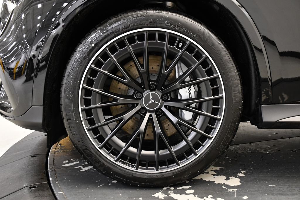 2025 Mercedes-Benz GLC AMG GLC43 - Photo 13